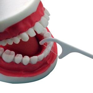 天艺 牙线高弹力牙线牙签含便携盒装剔牙线袋126支