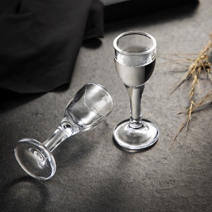 美厨（maxcook）白酒杯烈酒杯套装 10ml中式玻璃小酒杯子洋酒杯吞杯酒具 6只装MCB177