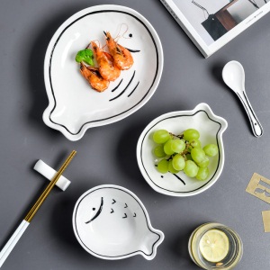 1碗碟套装家用陶瓷碗单个创意个性餐具一人食可爱ins风少女心盘子