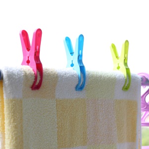 6美丽雅弹簧晒夹 中号浴巾毛巾空调被塑料防风夹强力固定夹6只装