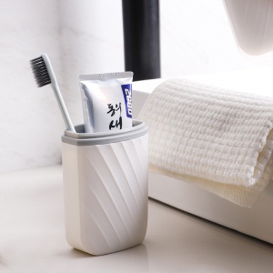 c7旅行牙刷收纳盒便携式牙缸杯创意简约牙具盒旅游刷牙杯洗漱杯套装
