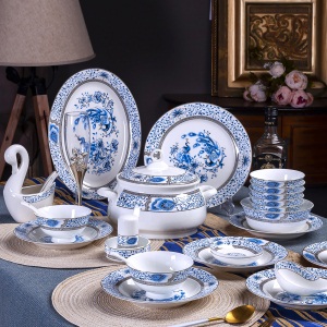 b1碗碟家用吃饭组合欧式骨瓷餐具碗盘碗筷套装中式陶瓷碗盘子