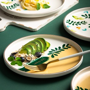c2创意金边陶瓷餐盘家用西餐牛排盘碟子日式釉下彩平盘菜盘