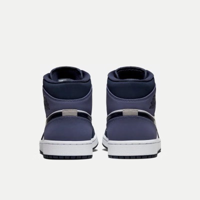 耐克（NIKE）AIR JORDAN 1 MID 男子运动鞋时尚轻盈板鞋 AJ1 554724-445s447