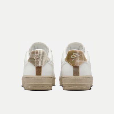 耐克（NIKE）女子空军一号运动鞋 AIR FORCE 1 ’07 LX FV3700-112s447