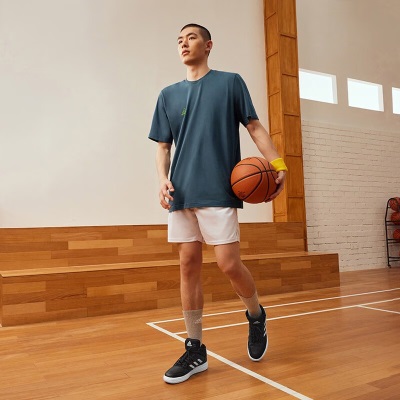 阿迪达斯 （adidas）中性 GAMETAKER 篮球鞋 男女通用舒适耐穿时尚百搭s447